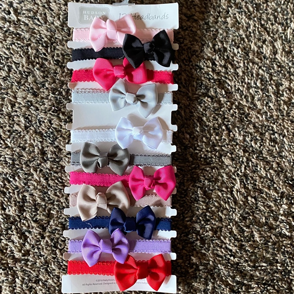 NWT tiny bow headbands